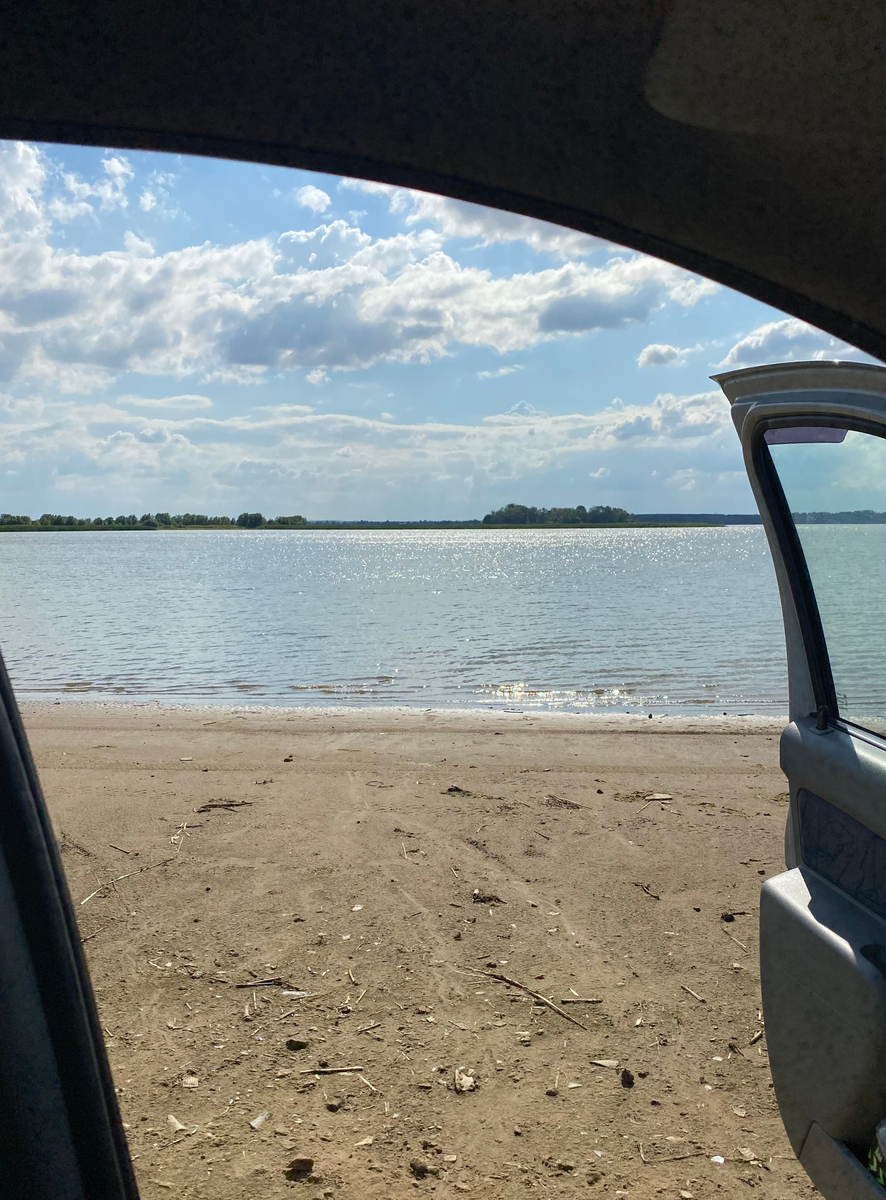 Камское море Лаишево. Кутулукское водохранилище Самарская. Камское море Казань. Домик рыбака Самарская область Кутулукское водохранилище.