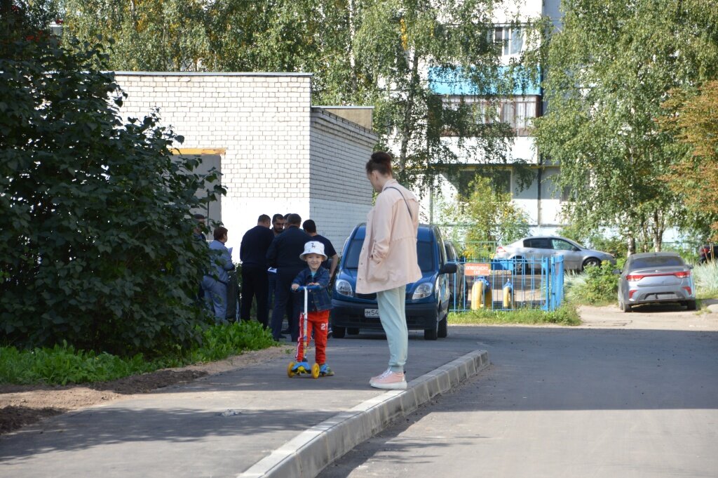В Твери в одном из дворов Заволжья обновили более 1230 кв. м дорожного покрытия