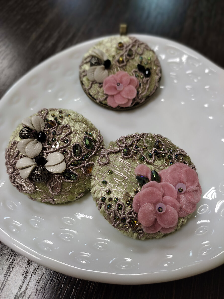 Мини-броши "Пуговки" или "Button"