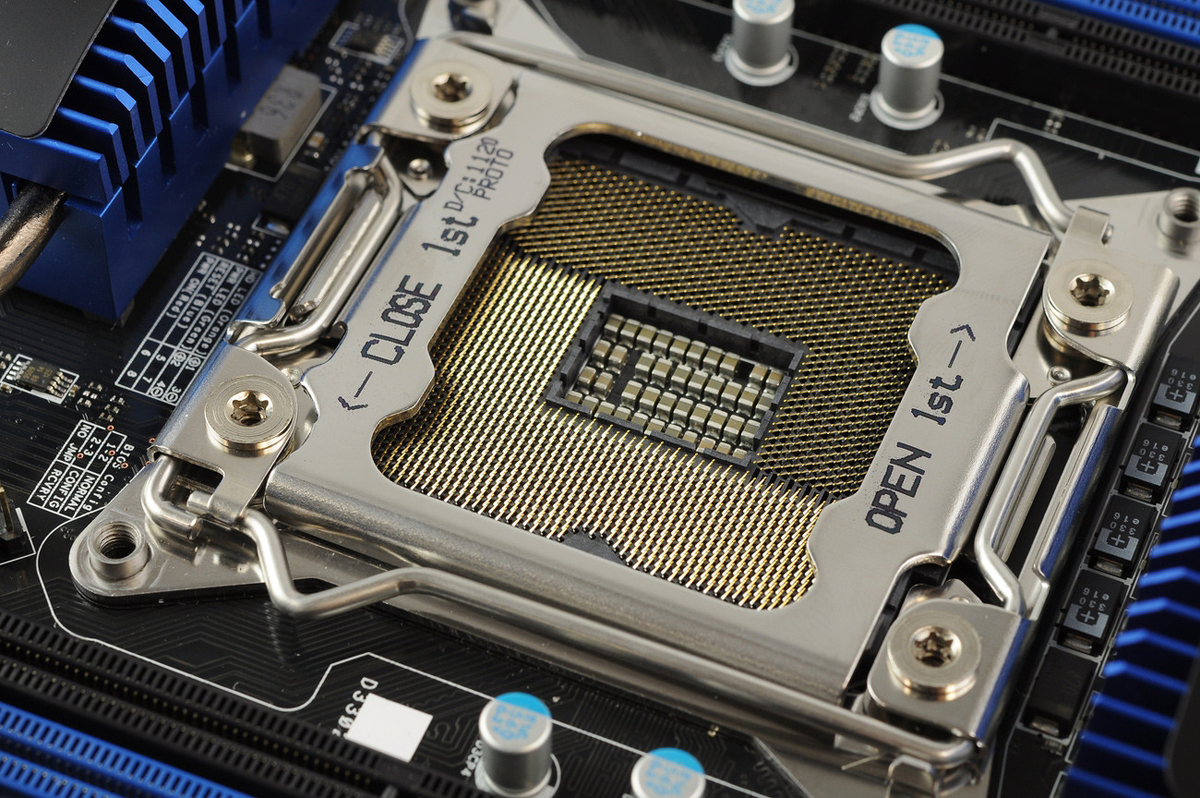 Сокет процессора это. Процессора Intel Socket 1155. Сокет LGA 1155. Сокет под Интел. Материнская плата Интел сокет.