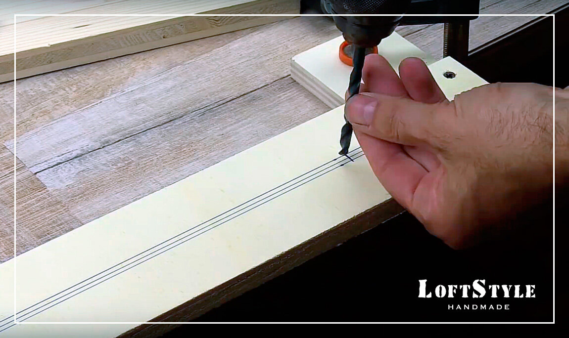 первое отверстие