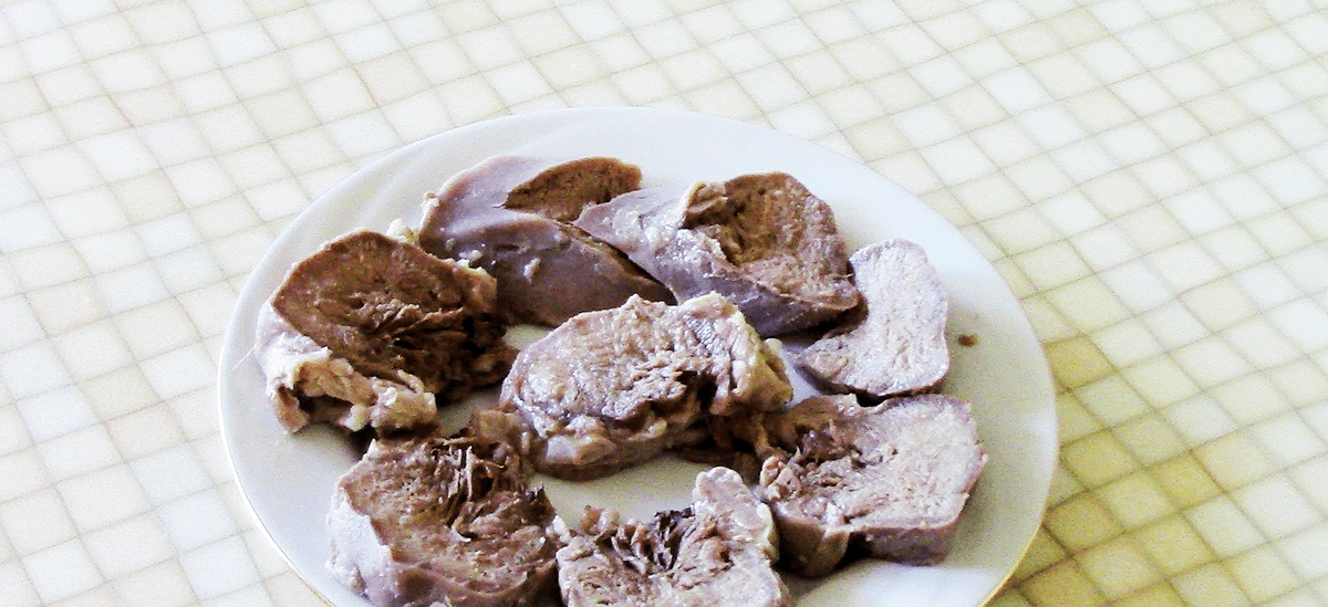 вареный язык, свиной язык, язык рецепты, сколько варить свиной язык