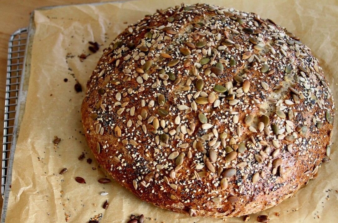 Тостовый хлеб с кунжутом на закваске