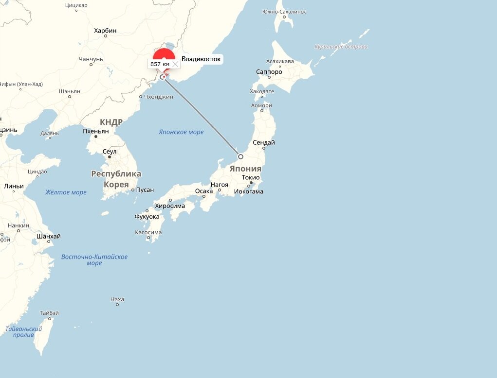 Расстояние от Японии до России около 1000 км.
