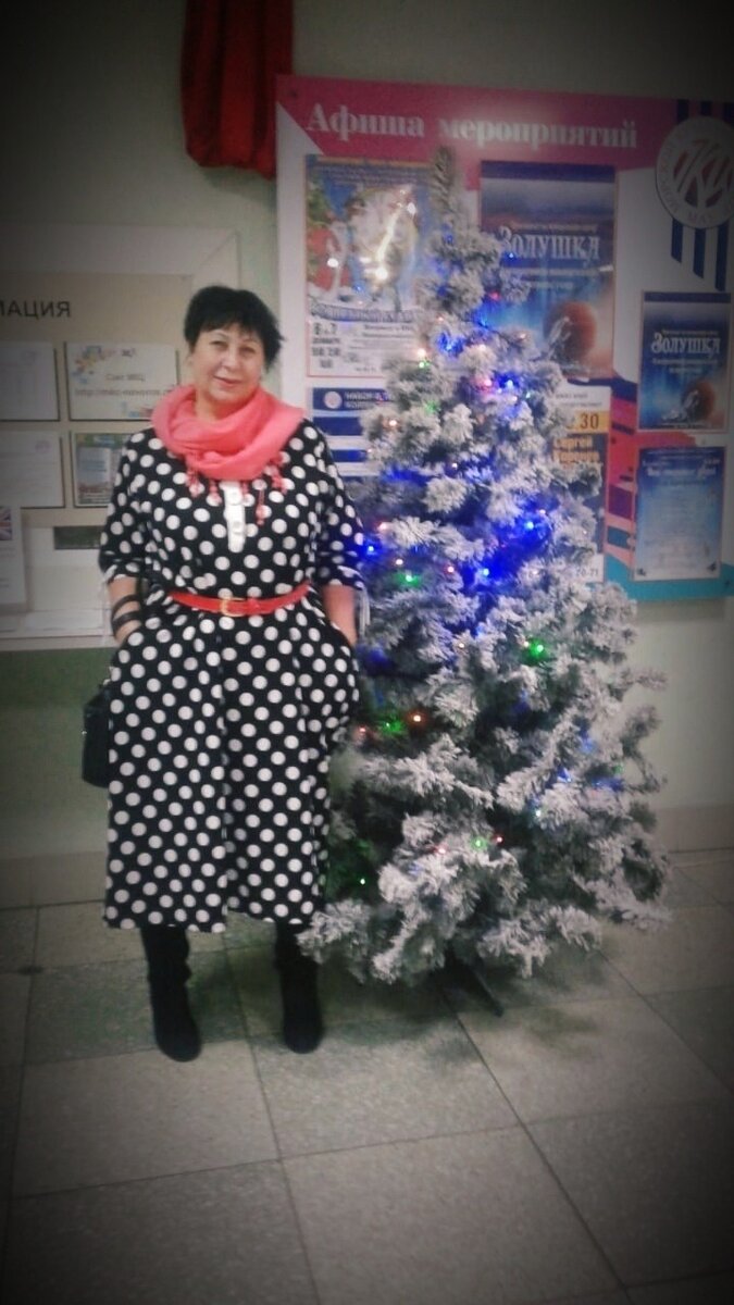 К этой фотографии прилагалось забавное письмо :) "Мне уже 60+,я прекрасно выгляжу,потные,вонючие жирдяйки-это не про меня,причем тут вообще вес?"