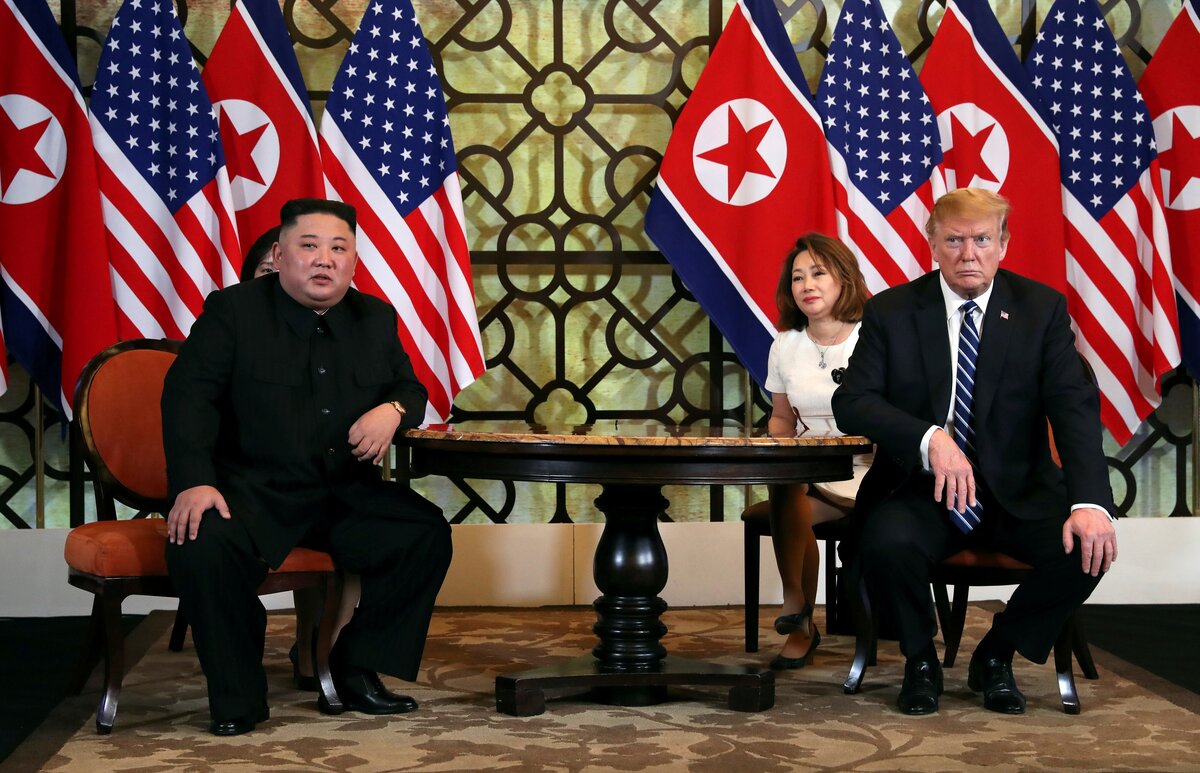 Трамп и Ким во Вьетнаме / Reuters