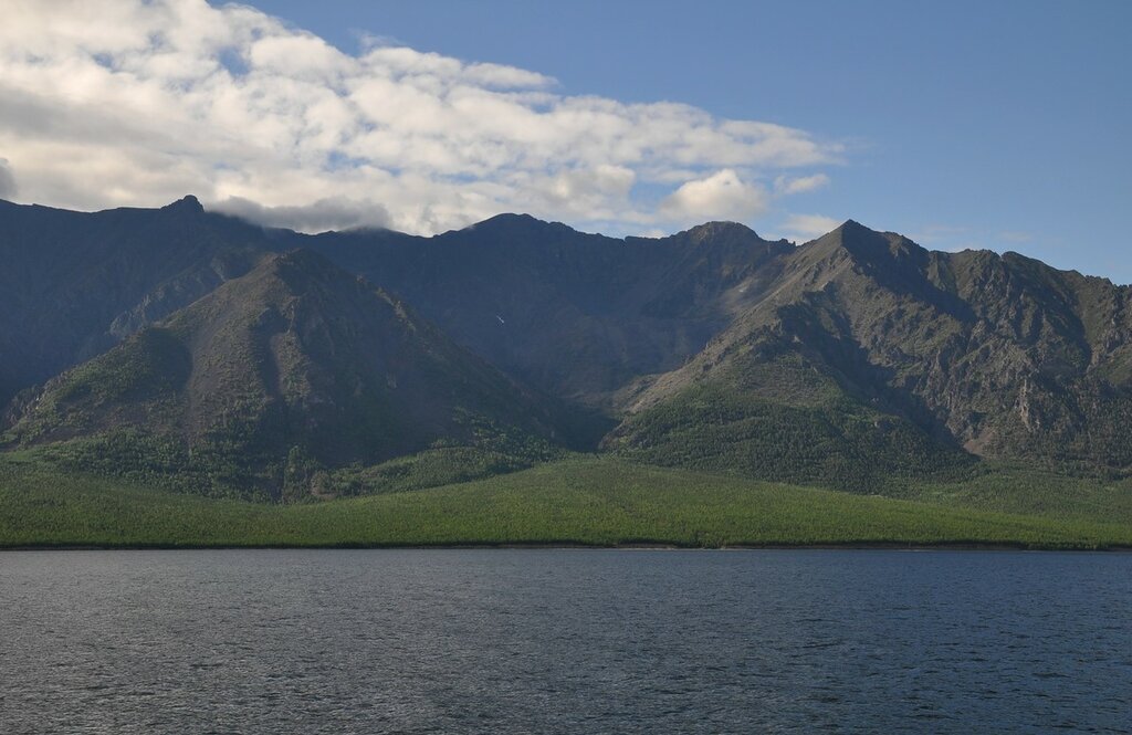 Мыс рытый, оз. Байкал 