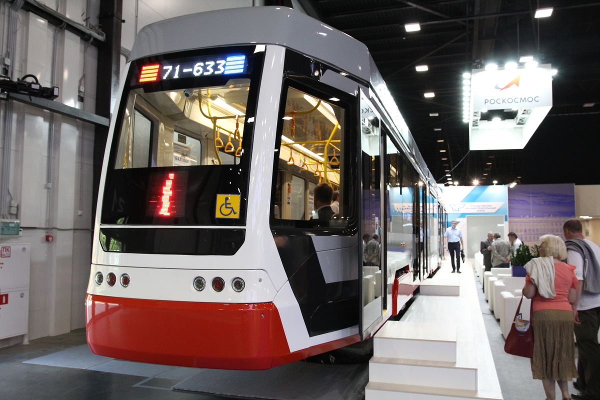 «Челябинский метеор» - трамвай производства Усть-Катавского вагоностроительного завода