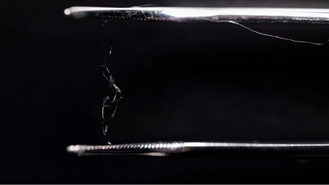 Такая тонкая и такая прочная...