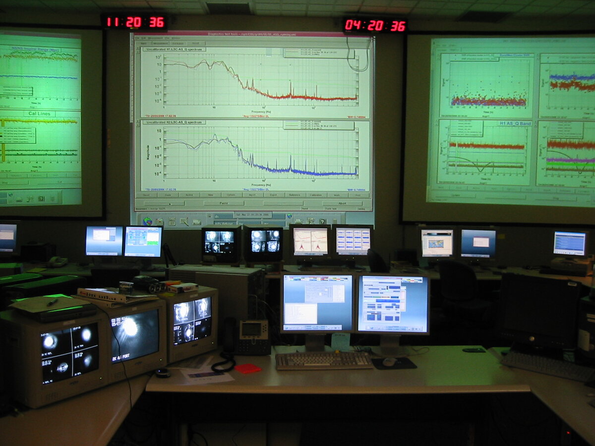 LIGO (Laser Interferometer Gravitational-Wave Observatory)