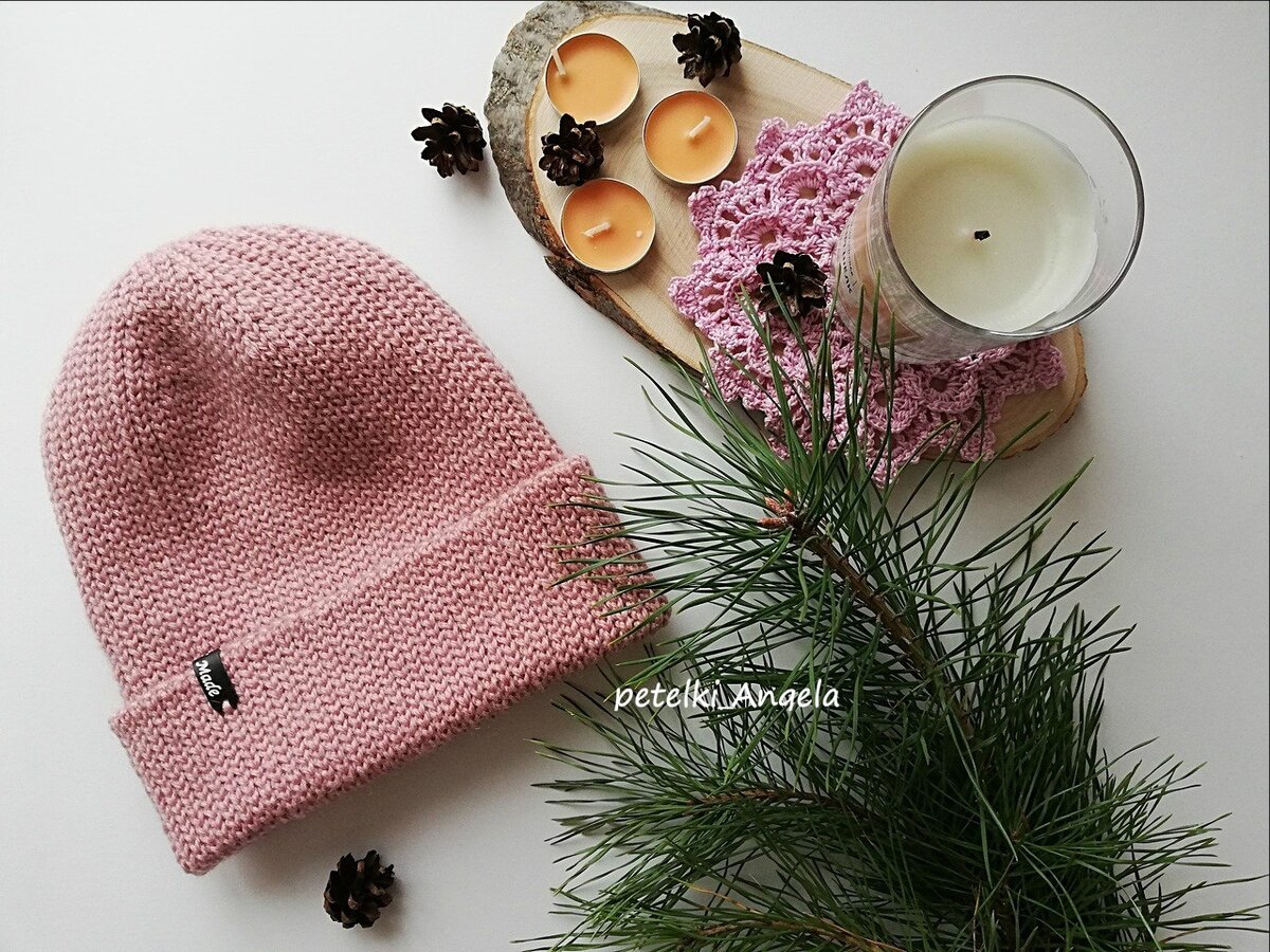 вот такая красивая шапочка из клиньев