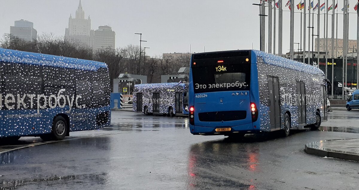 Новогодние электробусы из Филиала Центральный