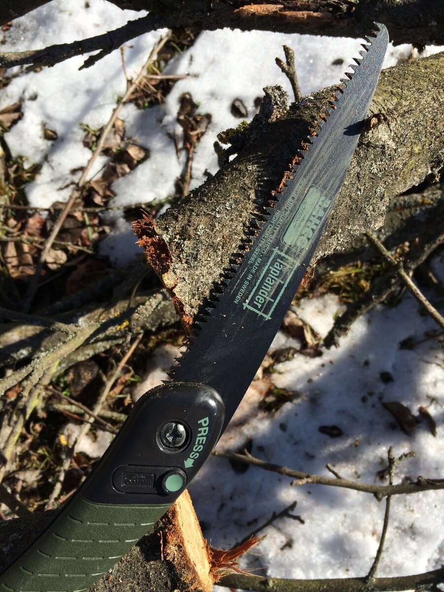 Пила Bacho Laplander. В работе. Авторская фотография.