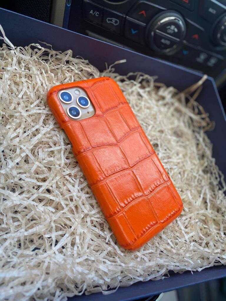 Оранжевый чехол и кожи крокодила для iPhone 11 Pro