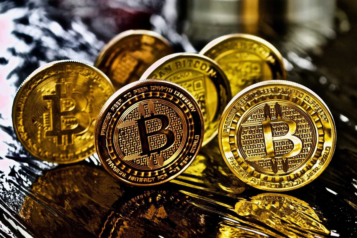 фото криптовалюты биткоин. крипто коммонс. биткоин картинка. криптовалюты фон. биткоин видео.