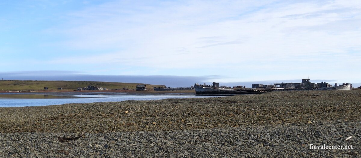 Портовая часть поселка Нордвик.