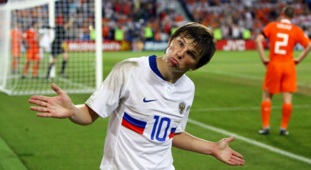 Те, кто задает такой вопрос, обычно именно так разводят руками