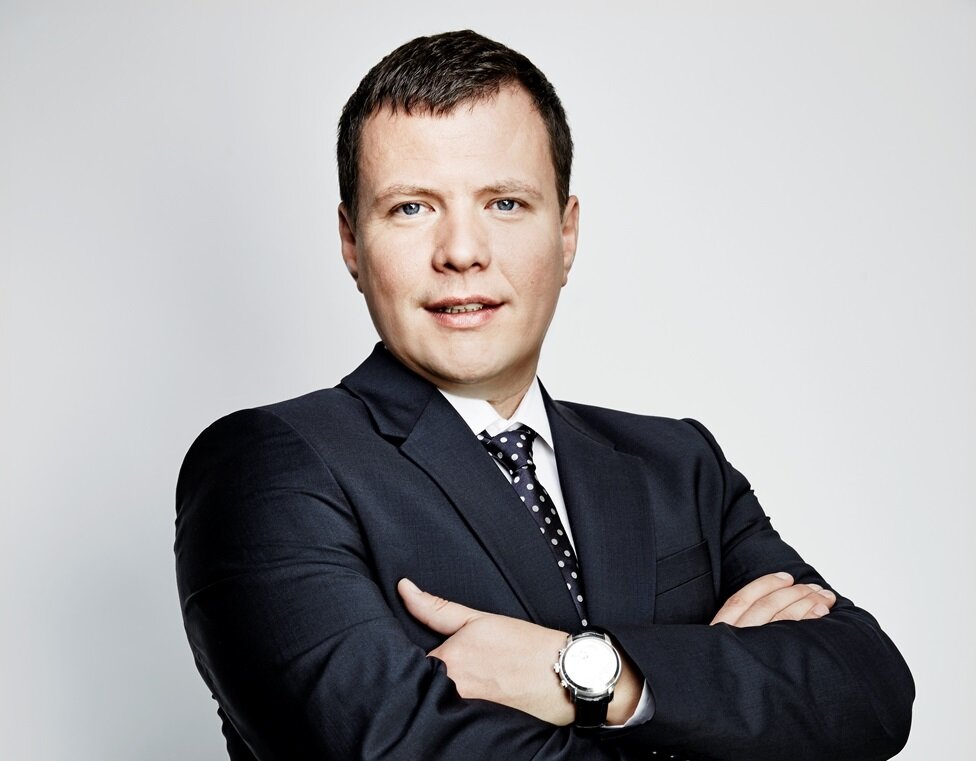 2001—2008 годы — «Рособоронэкспорт». 
2008—2009 годы — заместитель руководителя Аппарата — помощник генерального директора Государственной корпорации «Ростехнологии».

2009—2013 годы — руководитель Аппарата генерального директора Государственной корпорации «Ростехнологии».

2011 год — по настоящее время — член правления ОООР «Союз машиностроителей России».

2013—2016 годы — исполнительный директор госкорпорации «Ростех».

2014—2015 годы — генеральный директор ООО «РТ-Развитие бизнеса», член совета директоров ООО «РТ-Развитие бизнеса».

В разные периоды с 2014 по 2016 являлся: председателем совета директоров ООО «РТ-Глобальные Ресурсы», «Рт-Информ», входил в наблюдательный совета Фонда развития промышленности, ООО «РТ-Развитие бизнеса», АО «Объединенная приборостроительная корпорация», ПАО «Корпорация ВСМПО-АВИСМА», АО «Швабе».

Являлся членом Совета директоров в компаниях: ОАО «Мегафон», Yota Holding Limited, ОАО «Ростелеком», ОАО «Воентелеком»[5].

3 декабря 2020 года, был утвержден на пост председателя правления «Роснано» на пять лет[6].