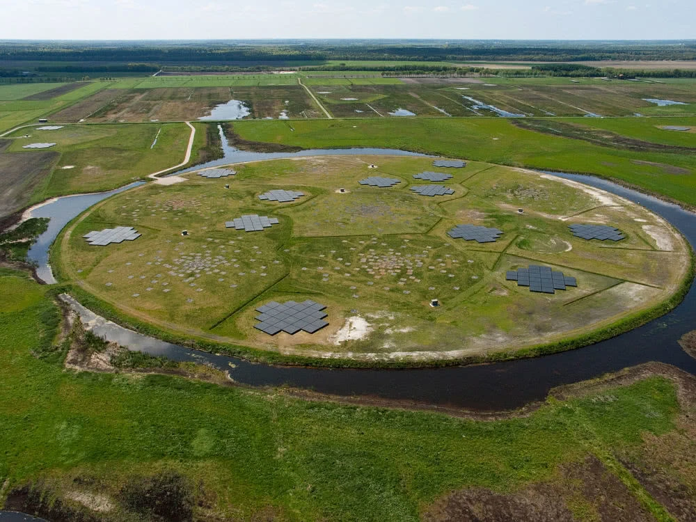 Центральный кластер антенн LOFAR в Экслоо, Нидерланды