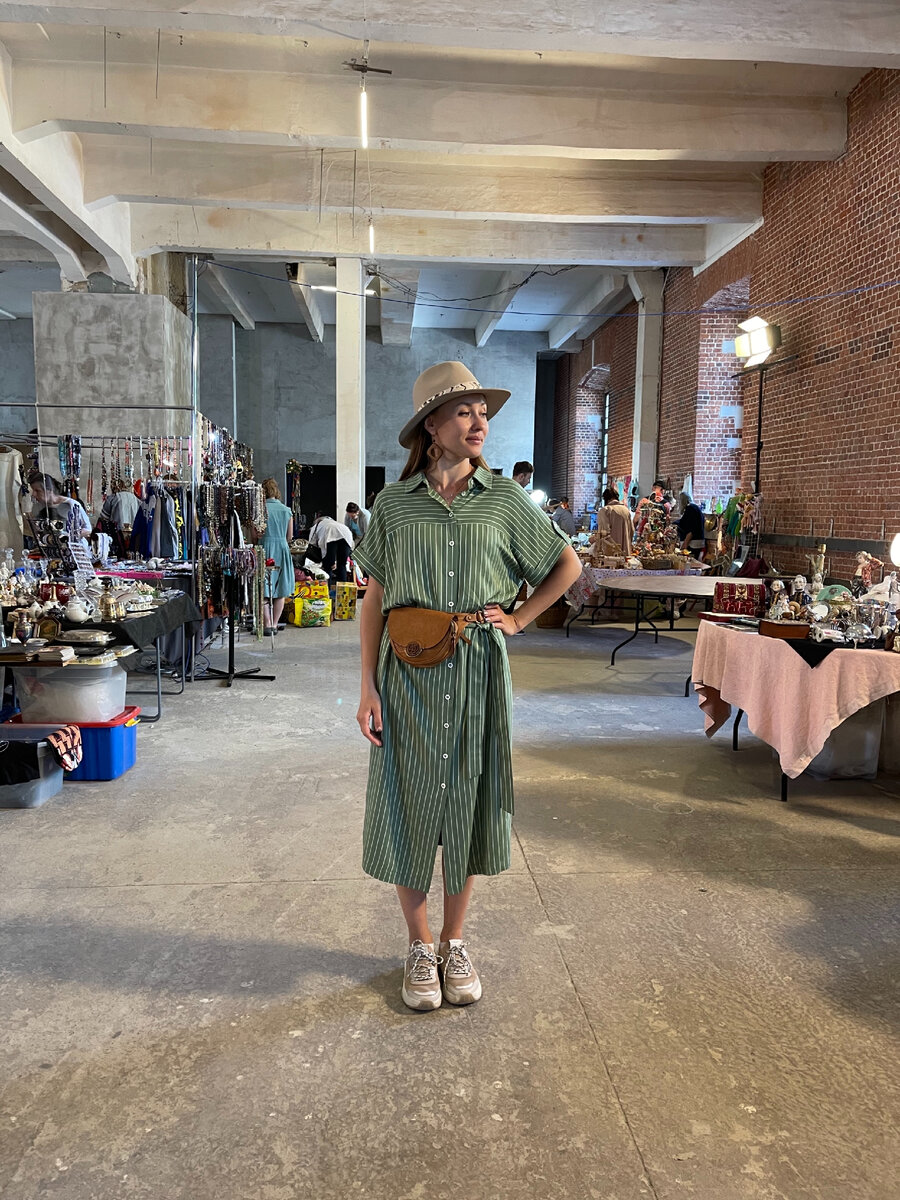 В стенах Музея Москвы на барахолке