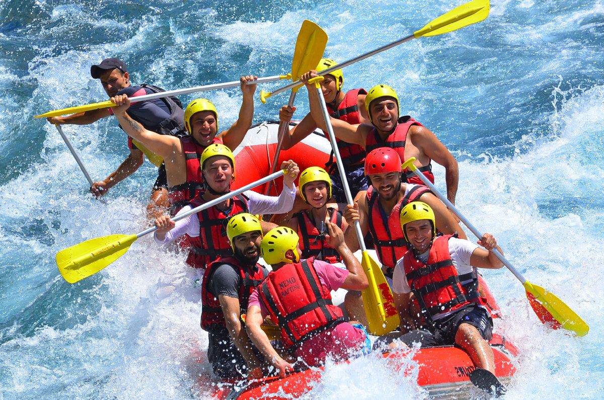 Фото взято из интернета, тк у нас фото с рафтинга не сохранилось