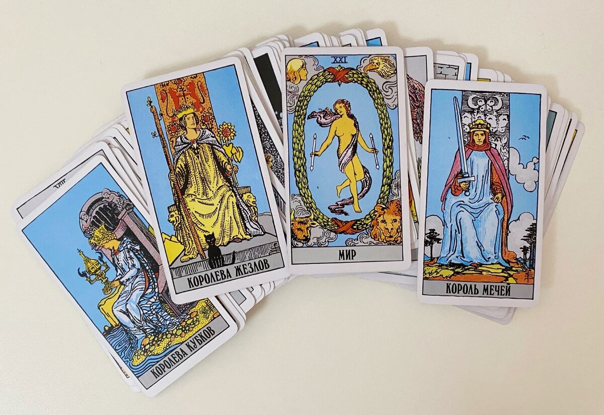 Сроки по картам таро на старших арканах. Вселенная таро от алены ласки галерея. Верховная жрица таро с гранатом. Таро посмотрим. Таро с лягушками.