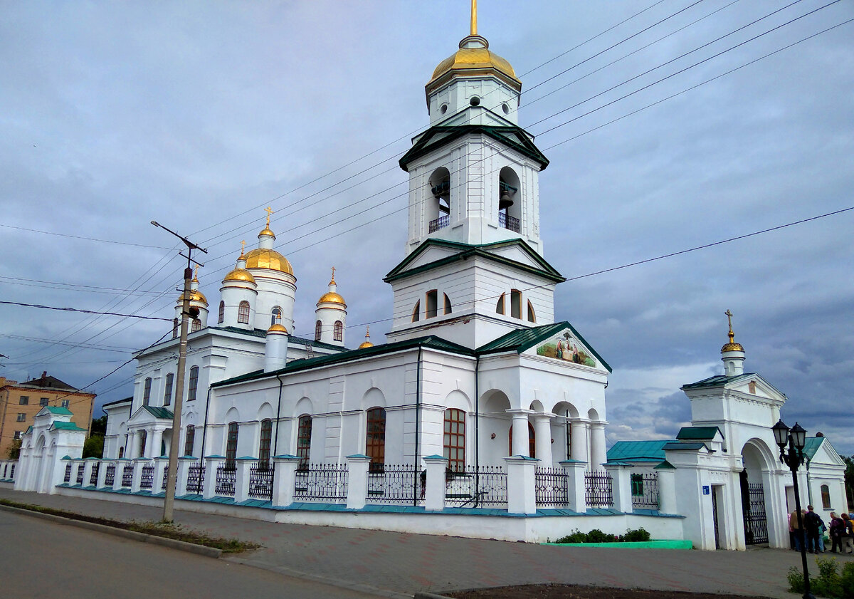 Свято-Троицкий собор (18в)