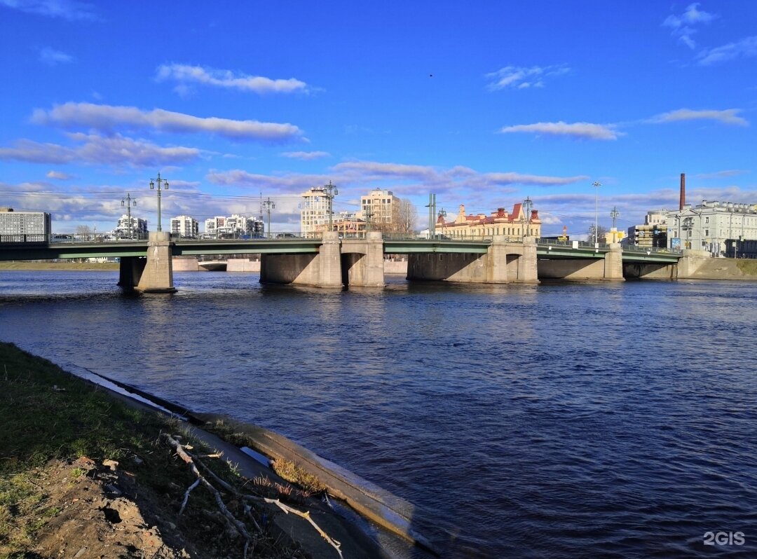 Тест по городам и весям. Проверьте свои знания географии в литературе.  Местами сложноват. | Тетрадь в линейку | Дзен