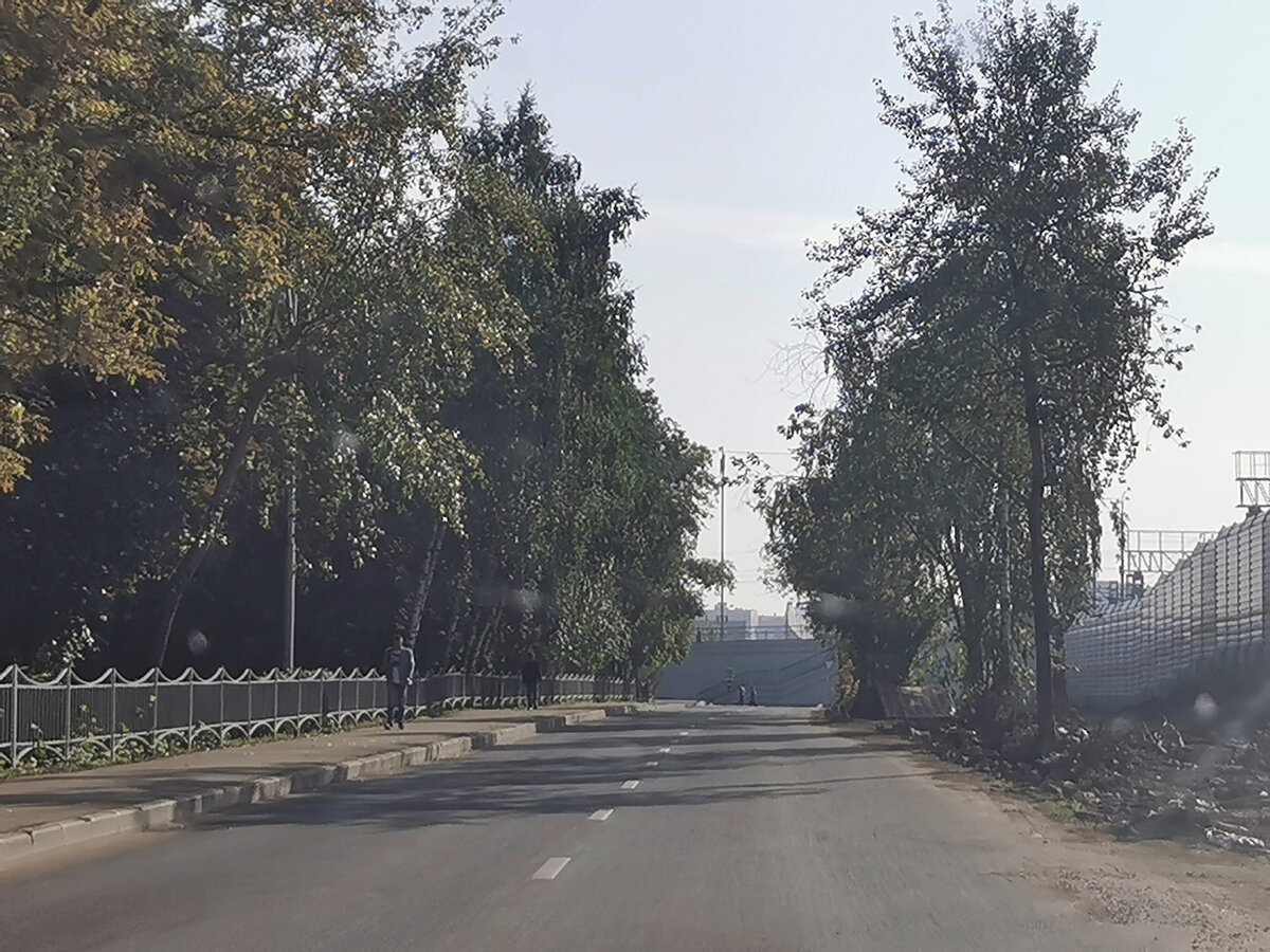 Первая фотография дня - 8-й проезд Марьиной Рощи из окна автомобиля. 