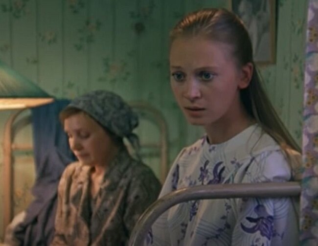 Кадр из фильма «Впервые замужем» (1979). Скриншот.