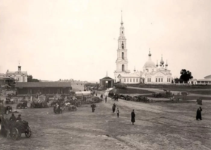 Никольский cобор и колокольня в 1903 году