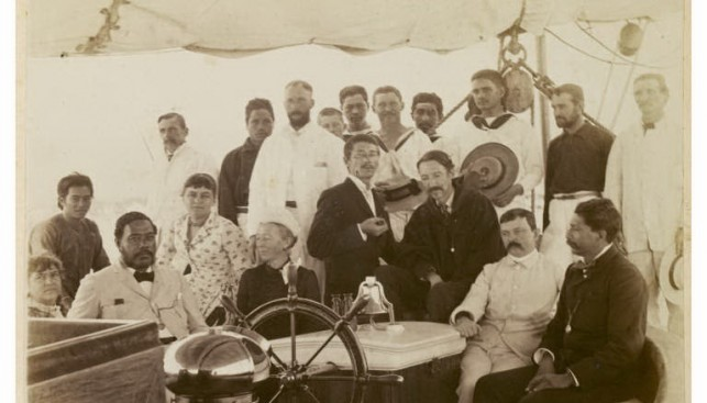 Стивенсон во время создания книги "Южные моря"