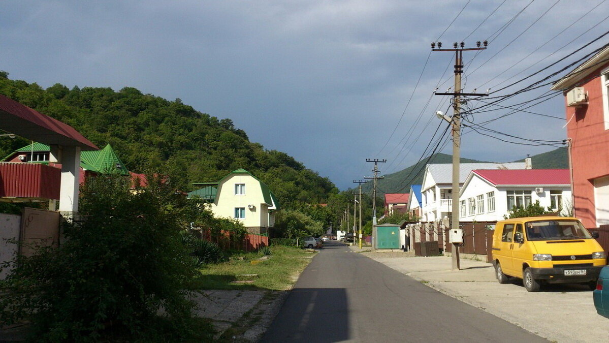 пляж в поселке дедеркой