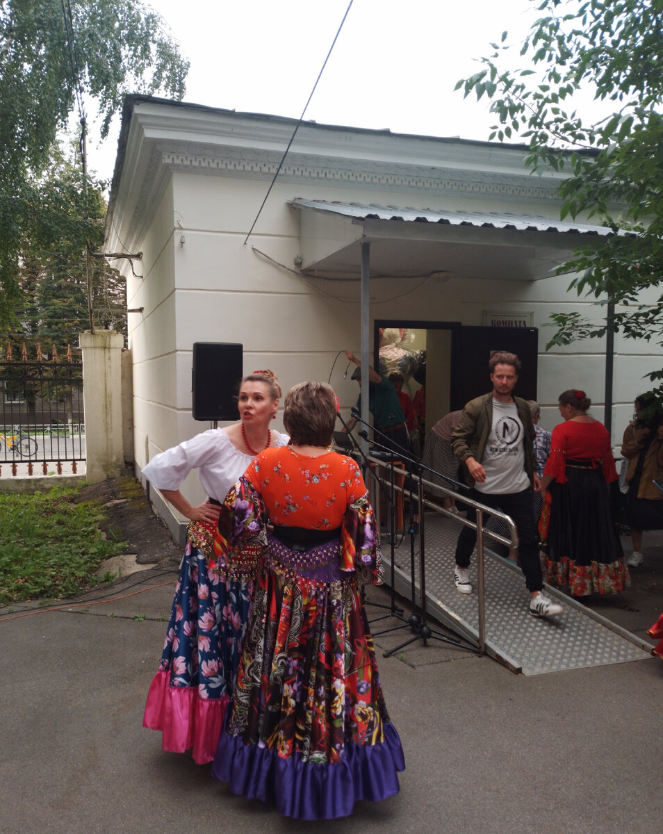 Гулял недавно по Туле и заметил,  что большой у нас  центральный парк имени П. П.-8