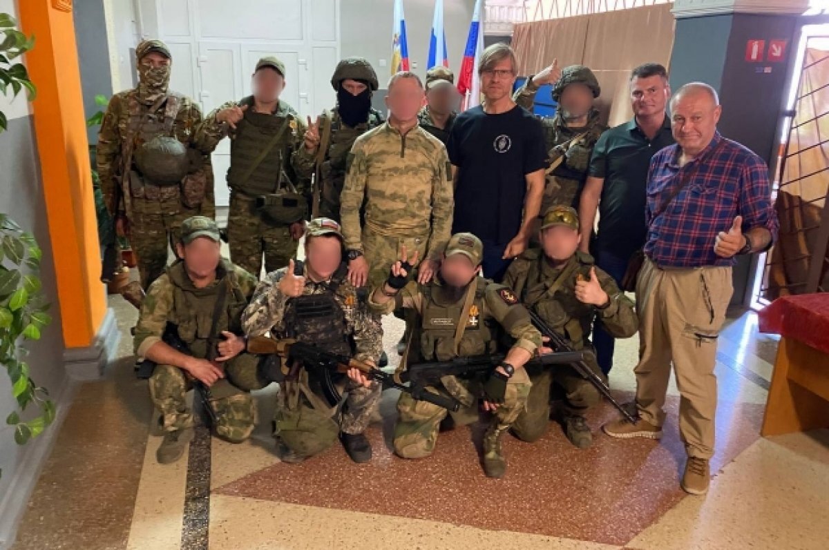    Депутат Заксобрания Литвинов встретился с бойцами камчатской 40-й бригады