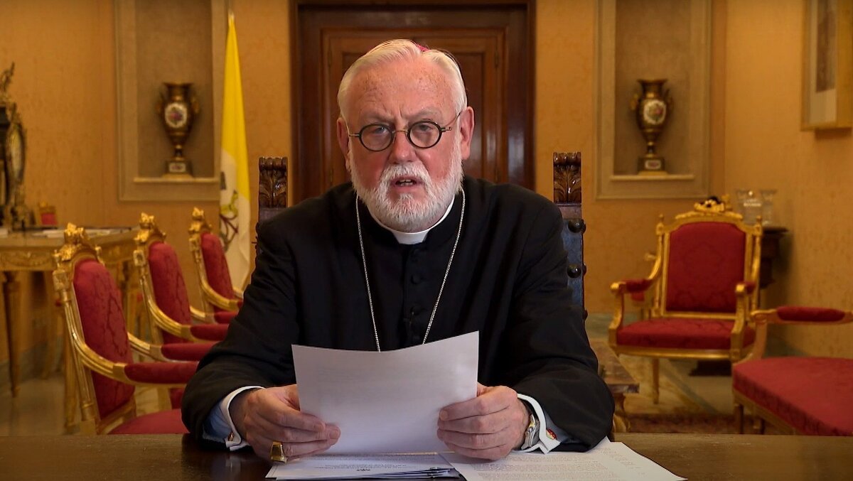 Секретарь Святейшего Престола по связям с государствами и международными организациями архиепископ Пол Ричард Галлахер 