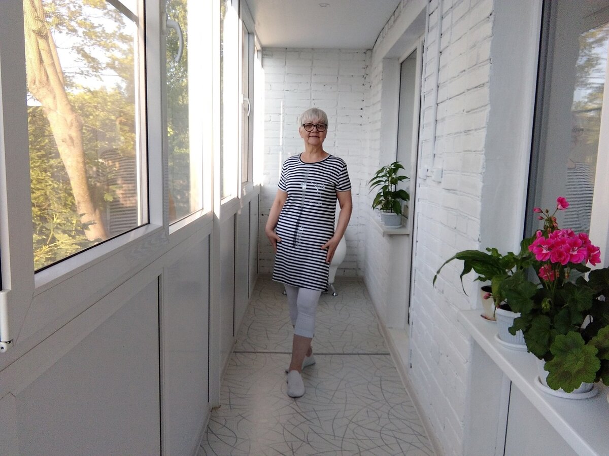 хороша-ж бабуля)