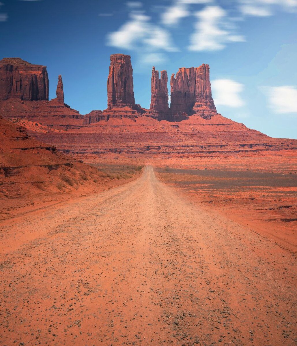 Приключение среди монументов