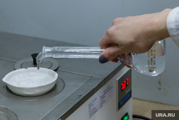    Опасность специалисты обнаружили при изучении проб питьевой воды