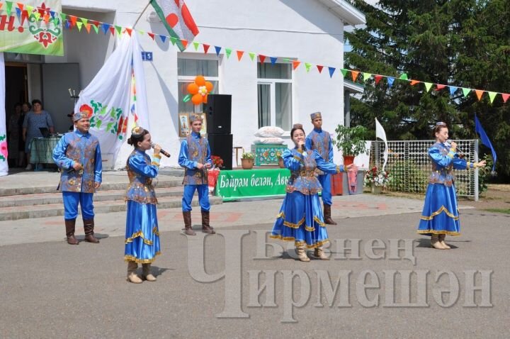 Порно видео села на огромный член. Смотреть села на огромный член онлайн