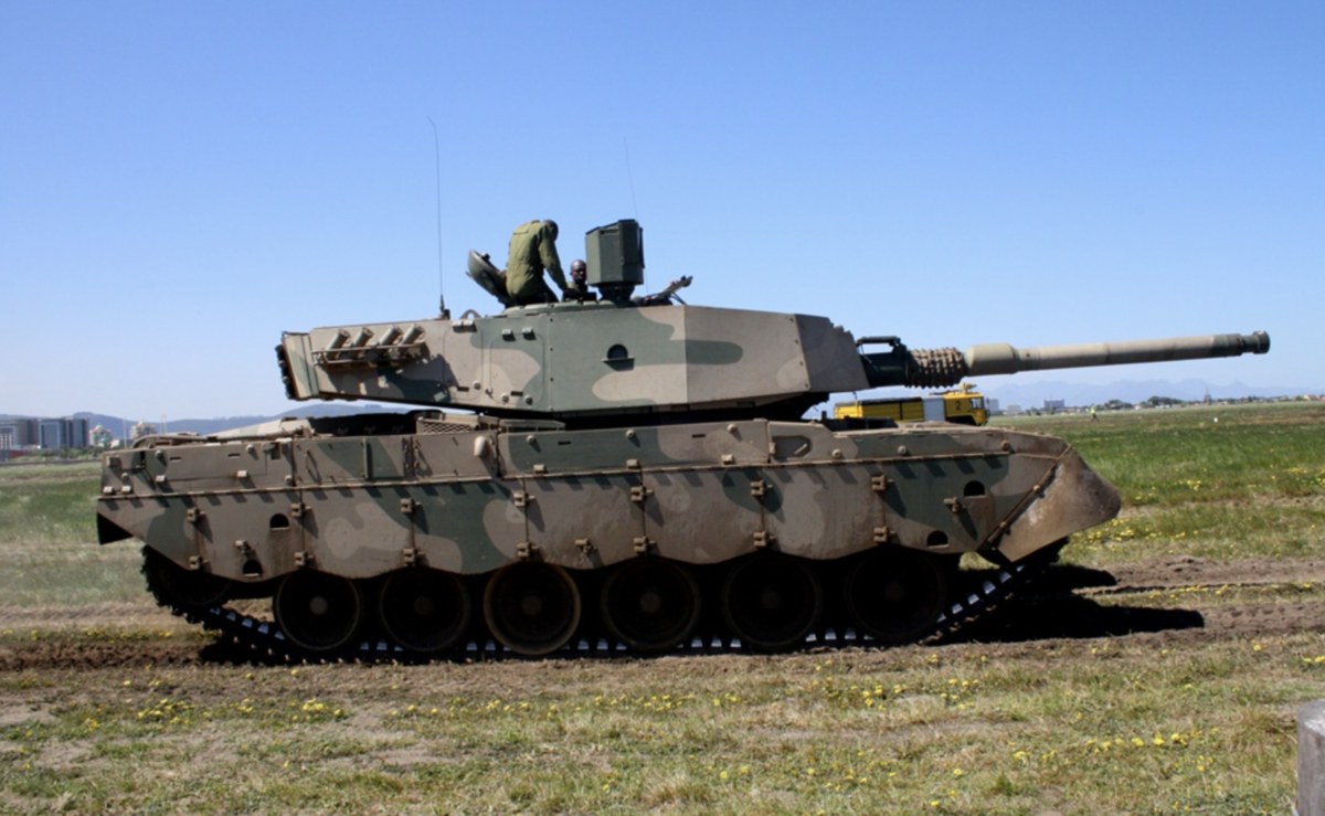 Олифант – основной боевой танк ЮАР