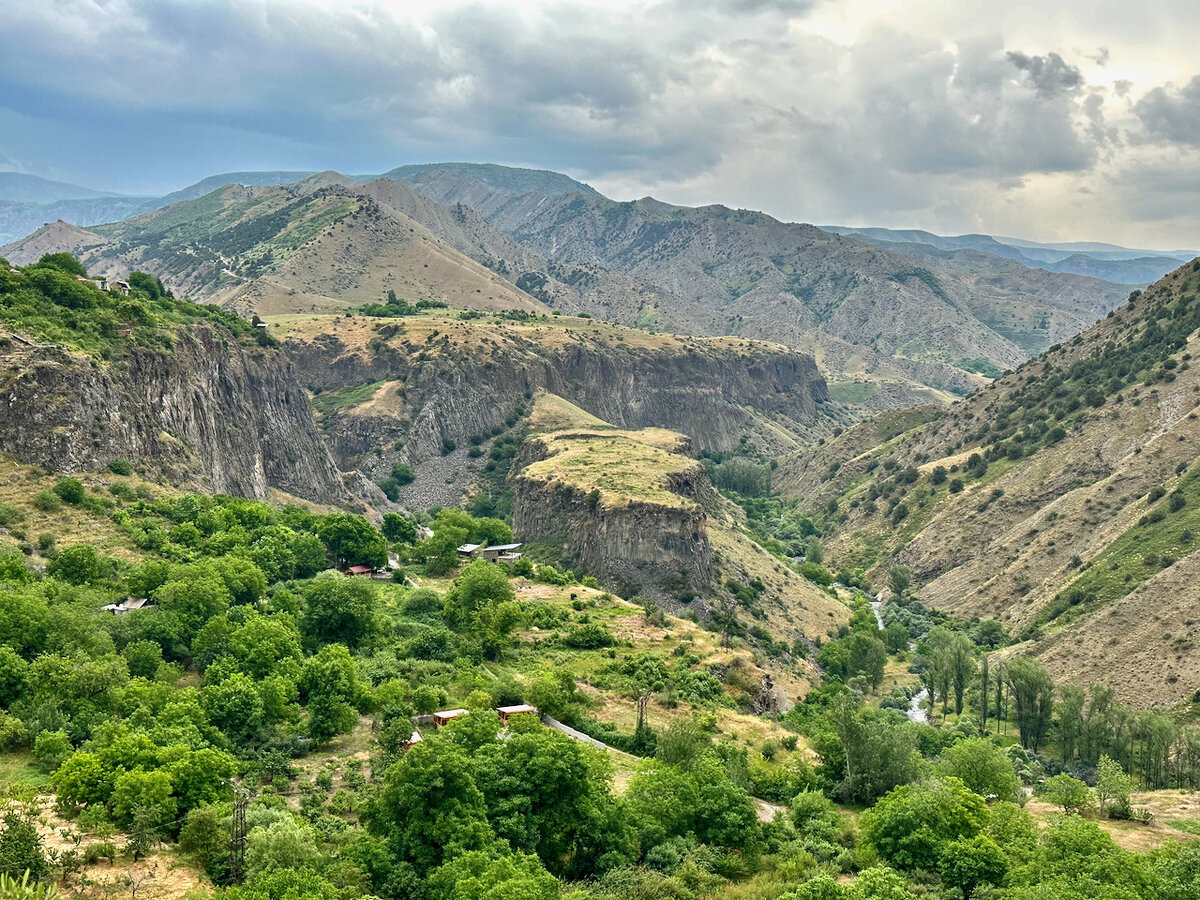 село гарни армения