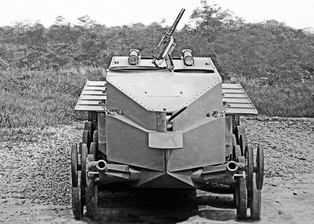 Christie M1928 Medium Tank, первый из "гоночных" танков Кристи.