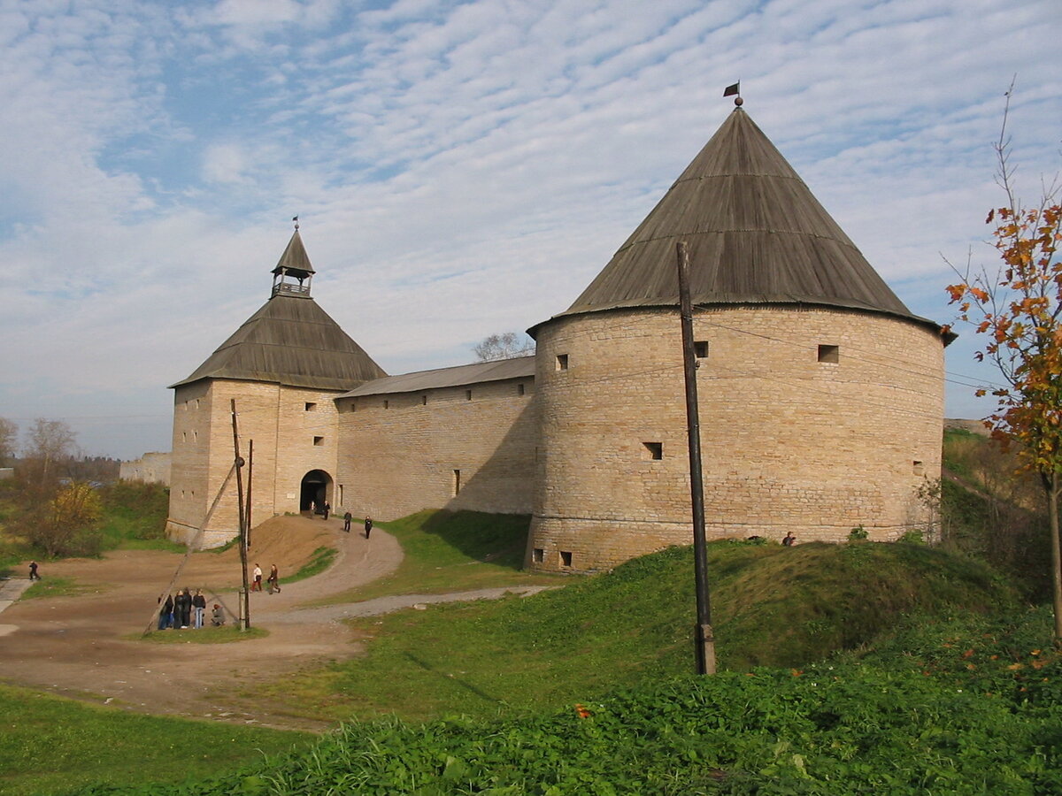 Старая Ладога. Крепостные стены