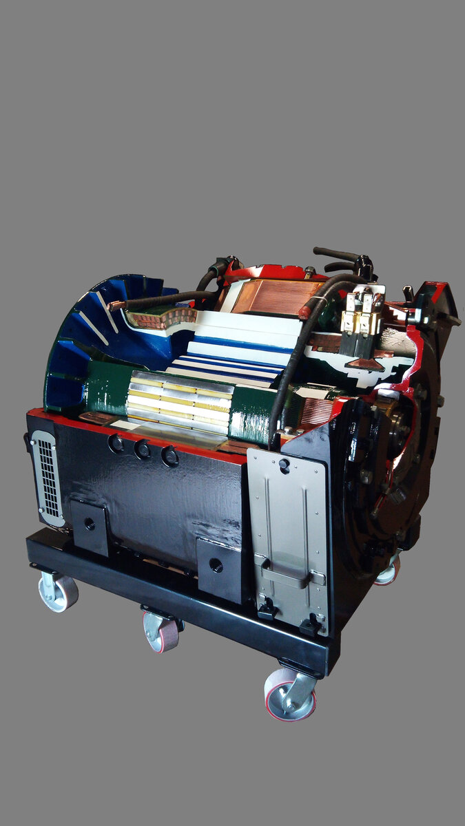 ТЭД в разрезе на подставке