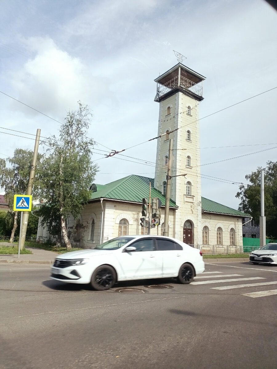 Дорога от Вологды до Великого Устюга. Где можно поесть и почему нам не  удалось погулять по городу Тотьма | Авокадо_мАмА | Дзен