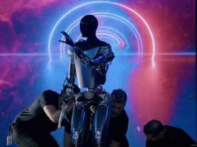    Илон Маск планирует создавать роботизированные конечности и даже кибертела