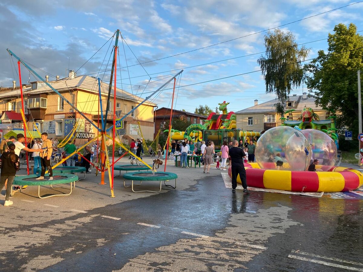 Будет и на нашей улице праздник. День города черемхово 2022. День города тавда 2024 дата. День города тавда 2024 дата. День города тавда фото.