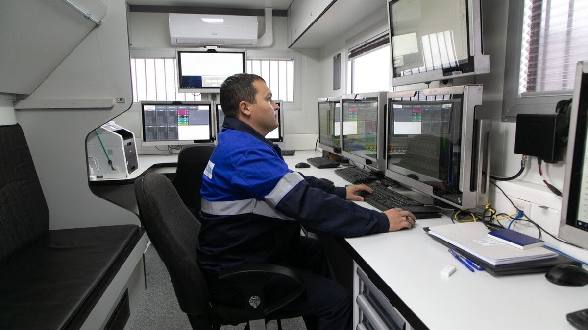     Новые системы, разработанные тверскими учеными, позволят добывать нефть и газ на глубине более двух километров.