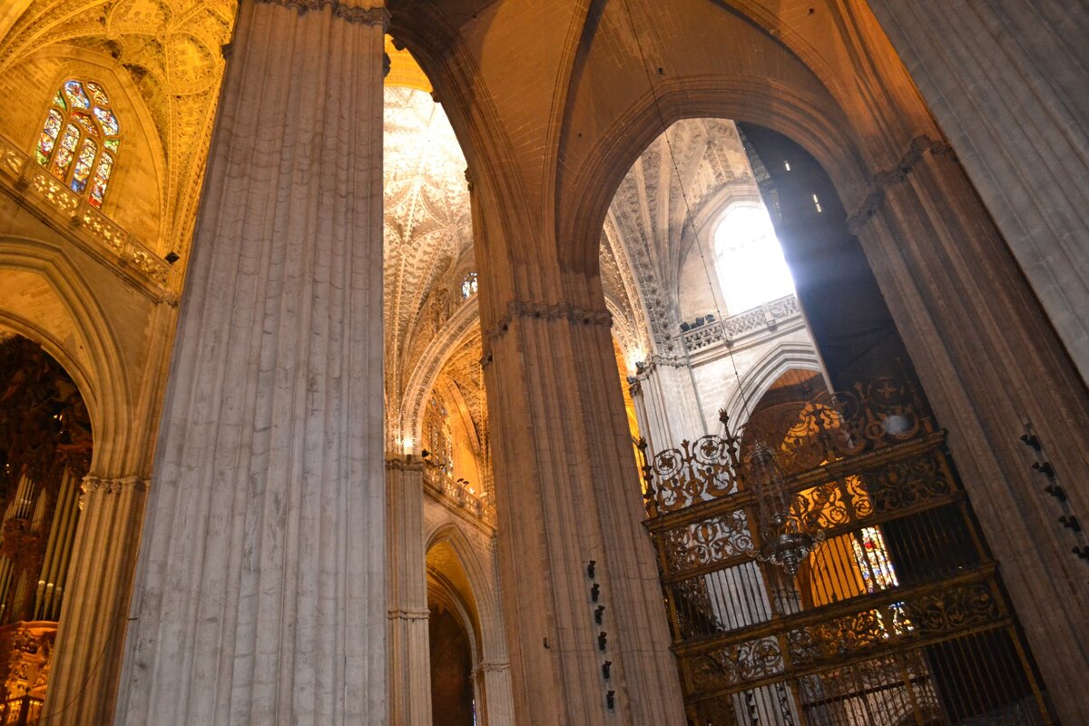 Севилья. Собор Санта Мария. Фото автора.